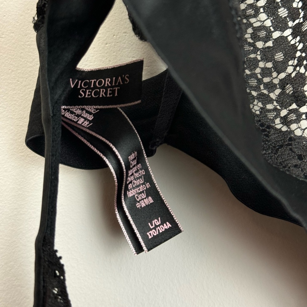 Victoria's Secret Very Sexy Lingerie Banded Plunge Teddy b lack sz L - Picture 7 of 11